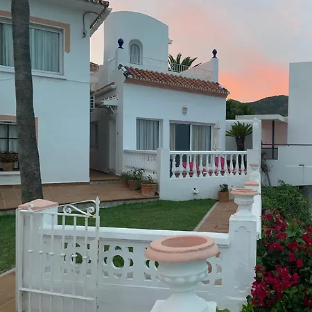 Отель Paraiso Del Mar Нерха