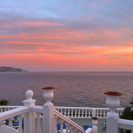 Paraiso Del Mar Отель Нерха