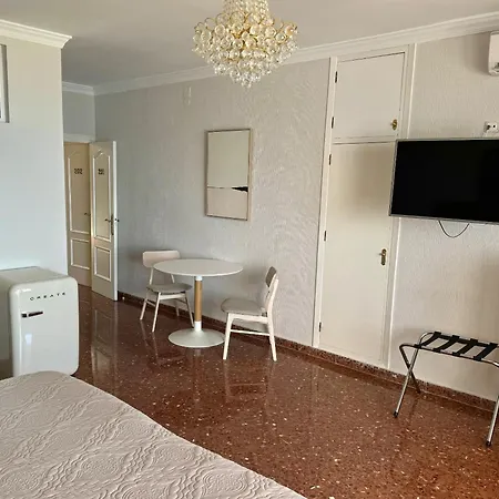 Paraiso Del Mar Отель 2*