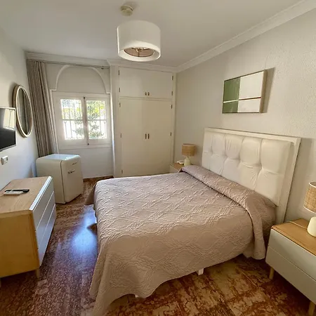 Paraiso Del Mar Отель 2*