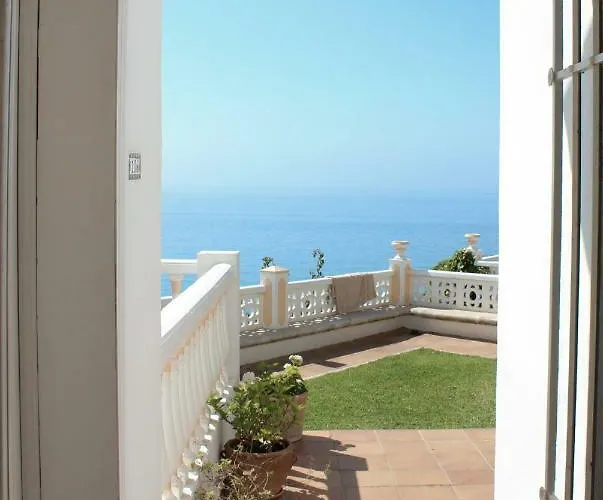 Paraiso Del Mar Ξενοδοχείο 2*