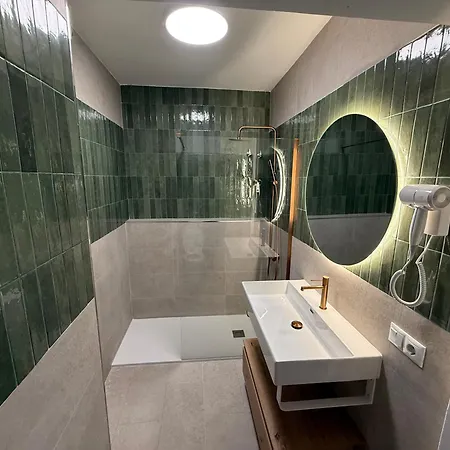 帕莱索德尔马酒店 2*