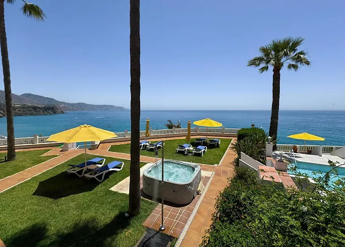 Hotel Paraiso Del Mar 2*